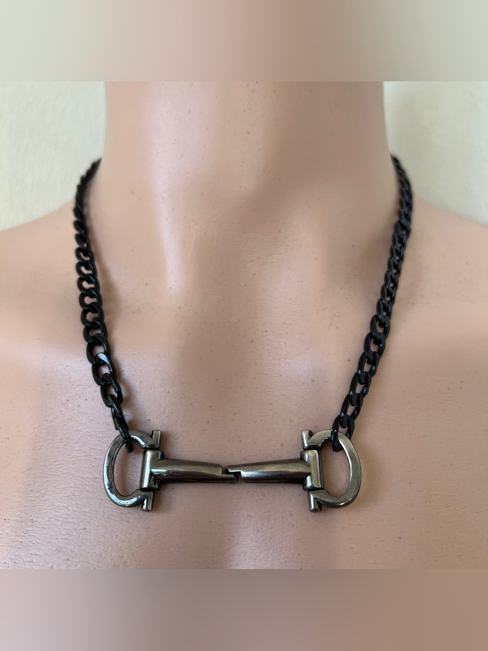 Men’s Ferragamo Horsebit Hardware Necklace | Black Steel 21” Chain